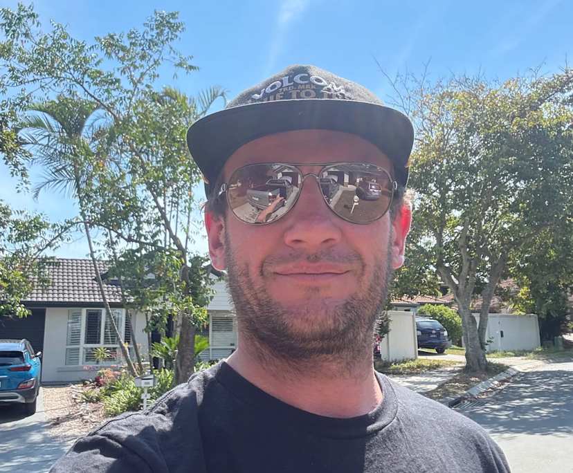 ryan (32), $500, Non-smoker, No pets, and No children