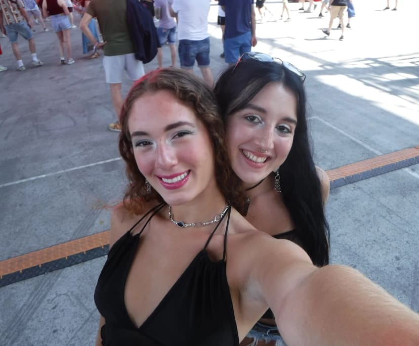 Sophia (24) and Alani (27), $500, 