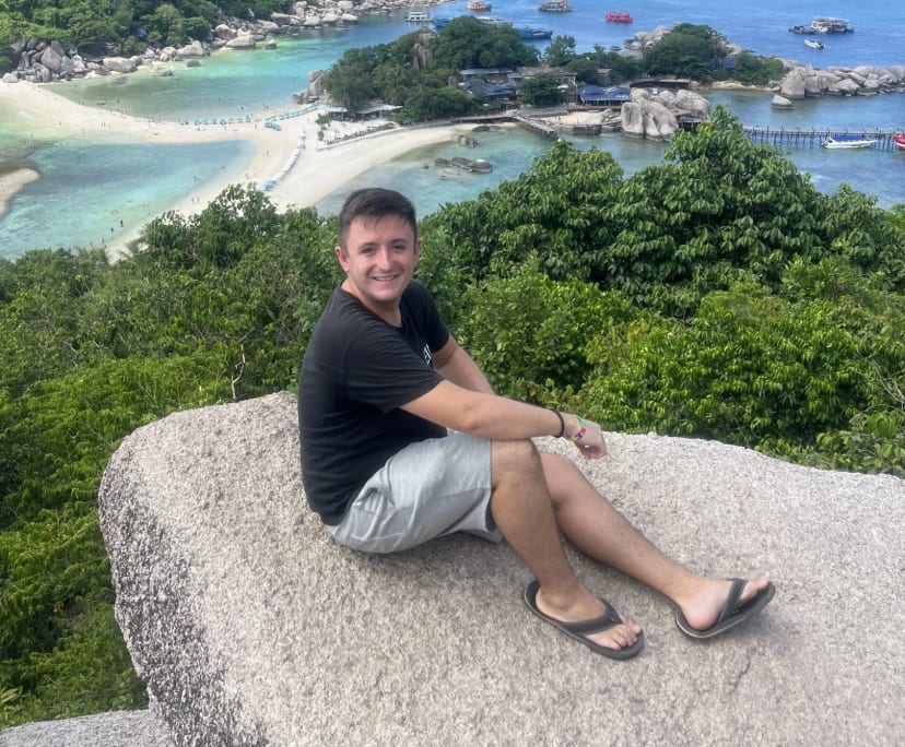 Ben (22), $350, LGBTQIA+, Non-smoker, No pets, and No children