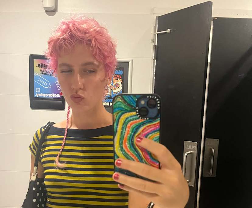 Kj (23), $260, Non-smoker, LGBTQIA+, No pets, and No children