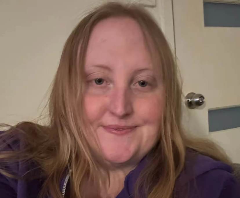 Katie (33), $195, Non-smoker, Have pets, and No children