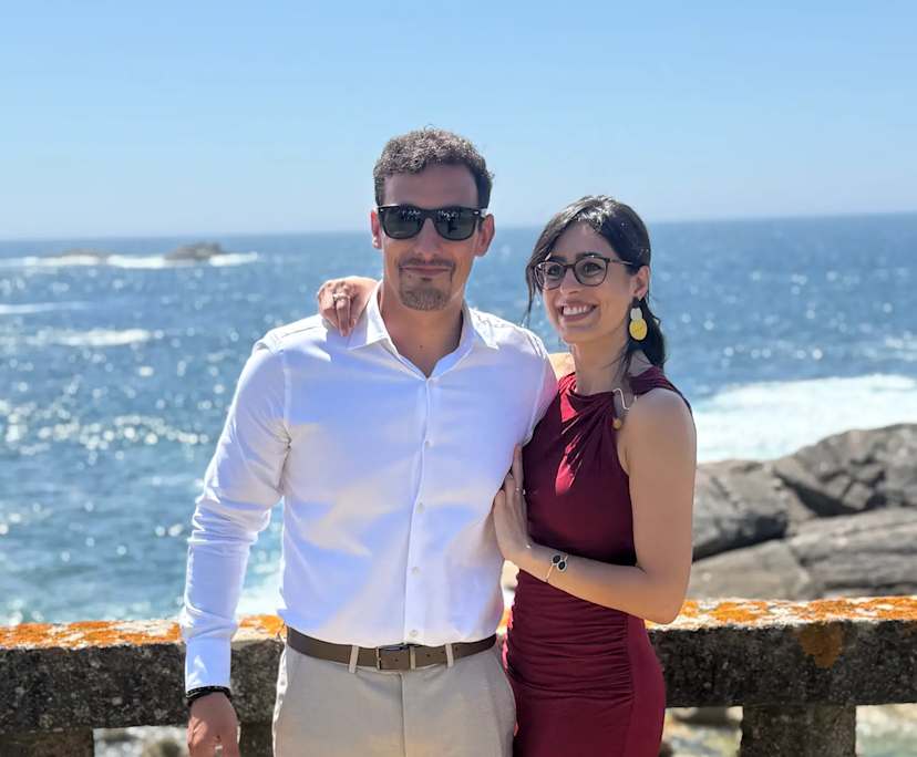Nuria (29) and Pablo (30), $500, Non-smoker, No pets, and No children
