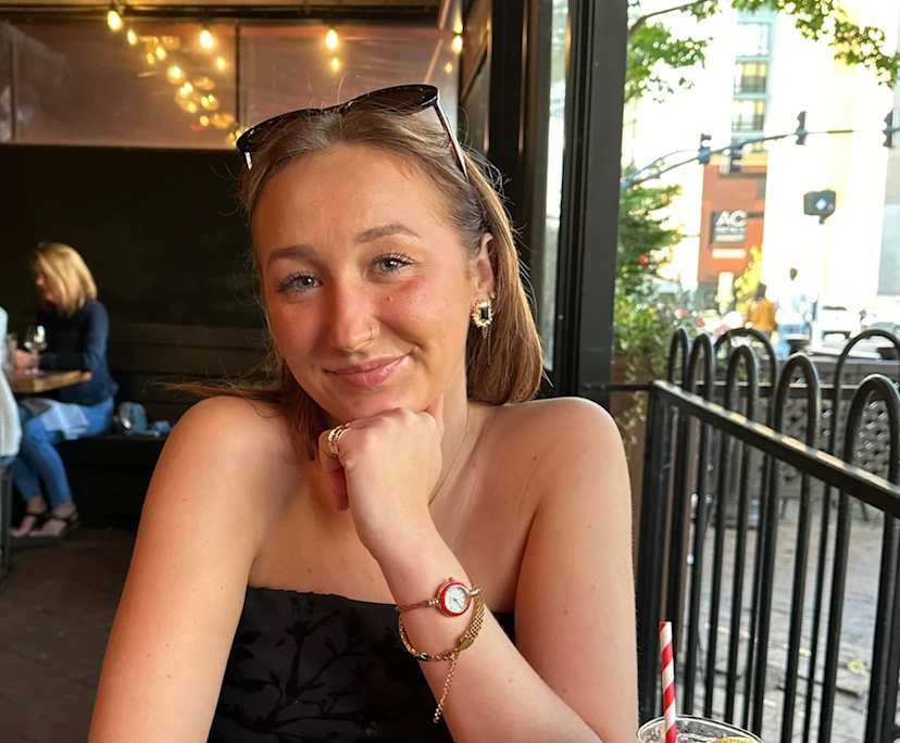 Brianna (25), $300, Smoker, No pets, and No children
