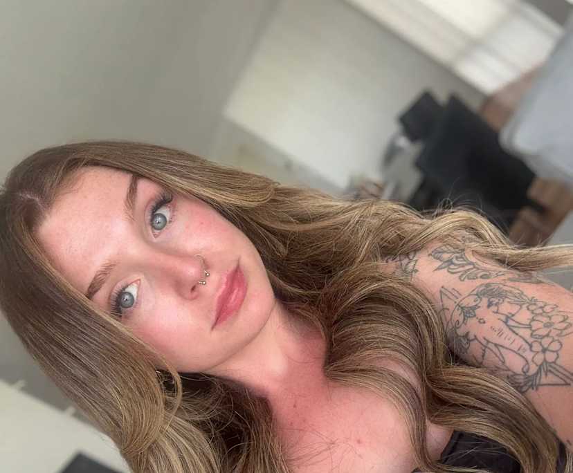 Kathlyn (26), $300, Non-smoker, No pets, and No children