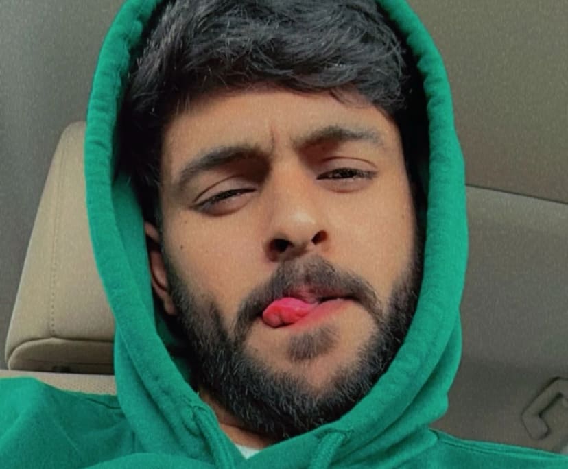 Daniyal (22), $250, Non-smoker, No pets, and No children