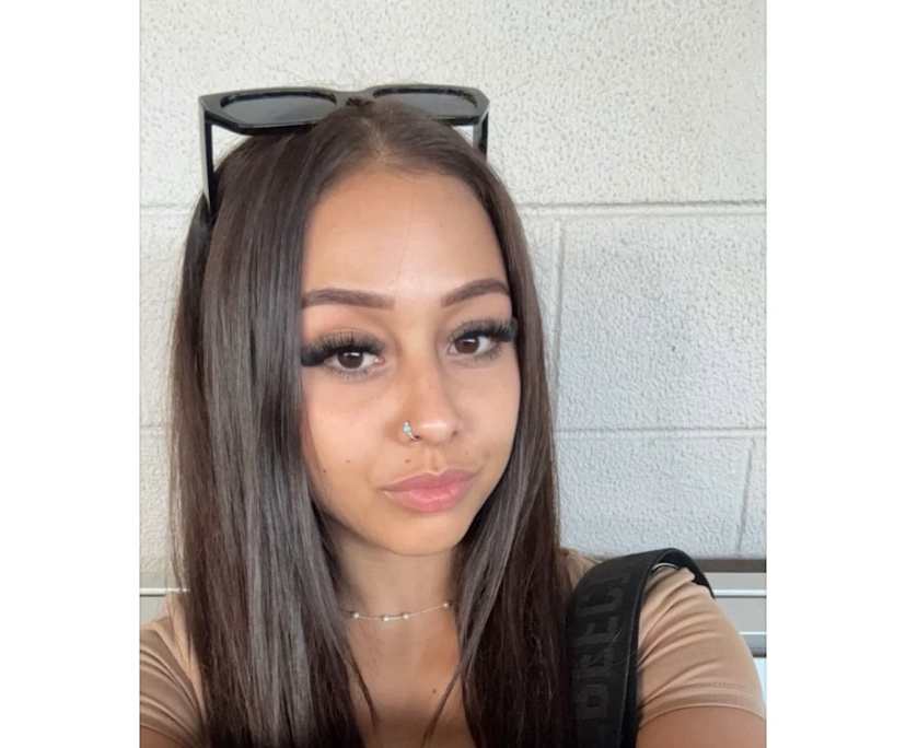 Makayla (24), $500, Non-smoker, Have children, and No pets
