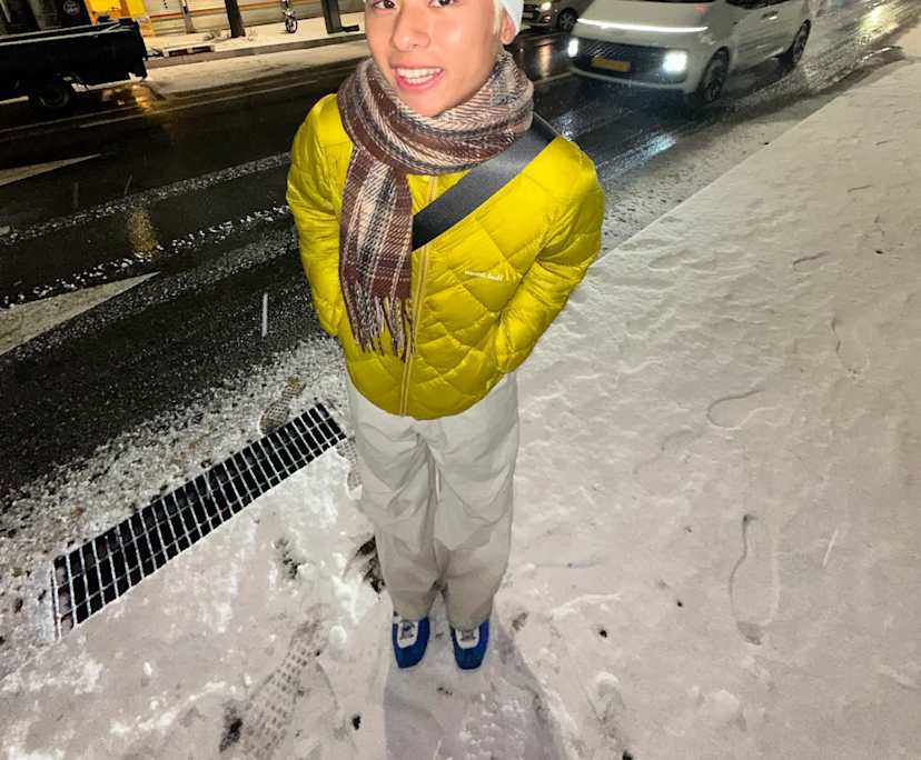 XING (24), $400, LGBTQIA+, Non-smoker, No pets, and No children