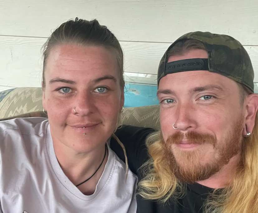 James (34) and Alissa (35), $400, Have pets, Smoker, and No children