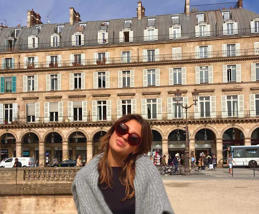 Ambrine, Adèle & Mathilde