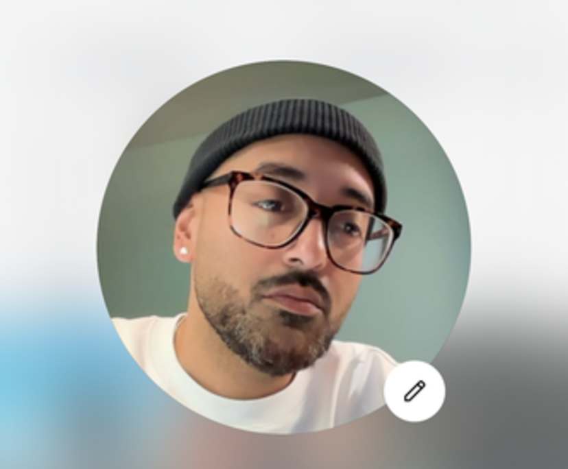 Wayne (35), $300, Non-smoker, No pets, and No children