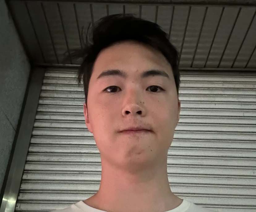 Sean (30), $250, Non-smoker, No pets, and No children