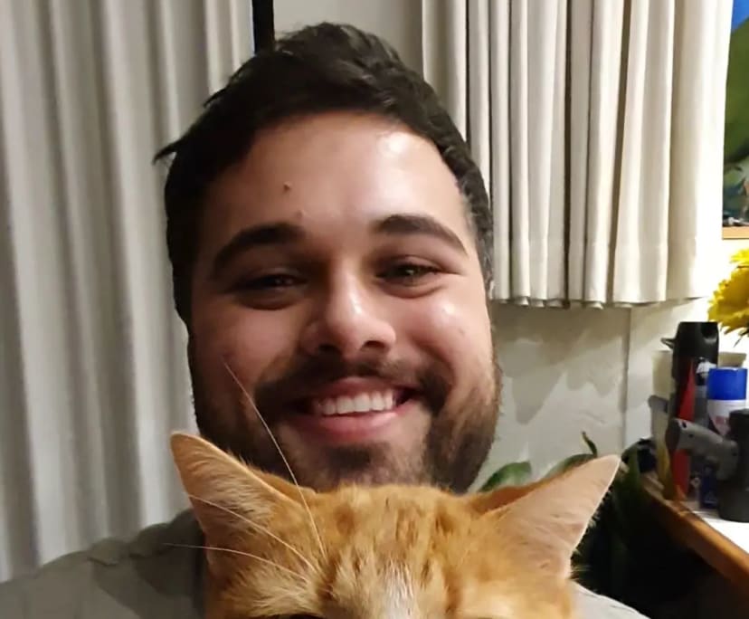 Jacob (28), $300, Have pets, Non-smoker, No children, and LGBTQIA+