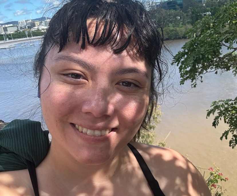 Bonnie (28), $350, LGBTQIA+, Non-smoker, No pets, and No children