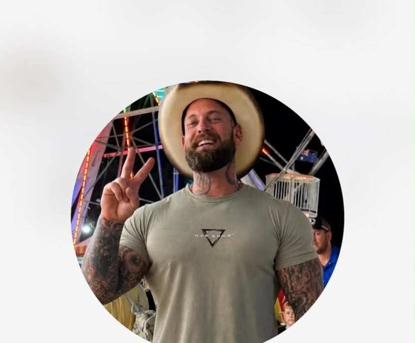 Matt (35), $1,000, Smoker, No pets, and No children