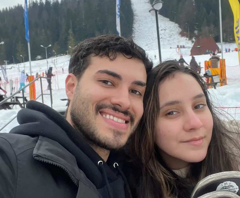 Victor (25) and Andressa (23), $500, 