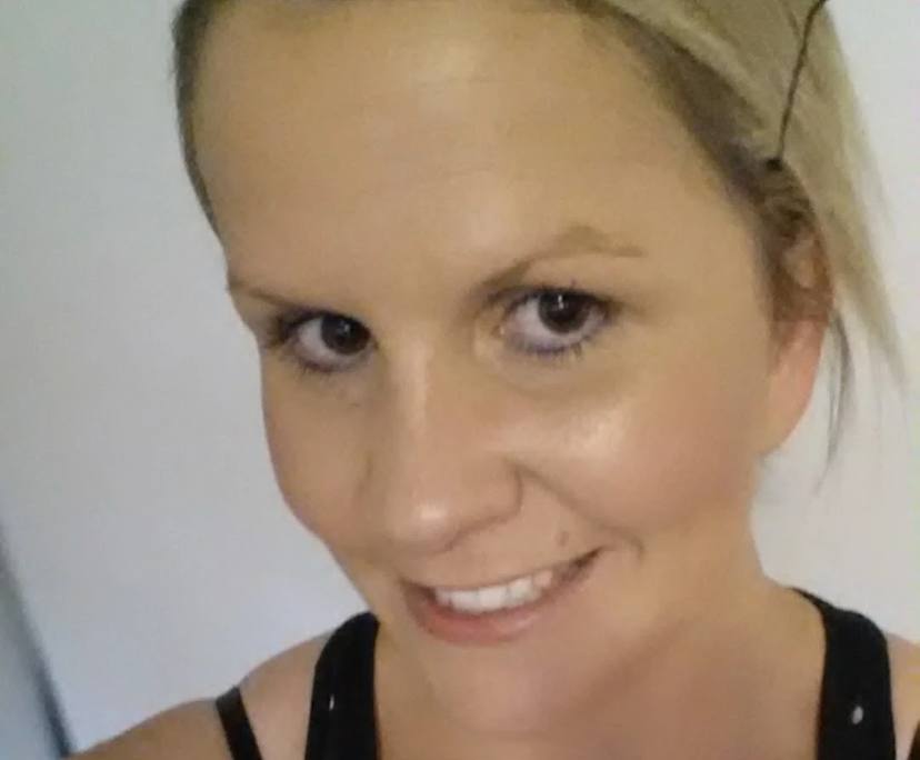 Jess (39), $200, Non-smoker, Have pets, and No children