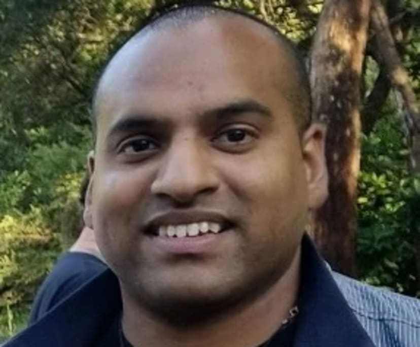 Dylan (37), $250, Non-smoker, No pets, and No children