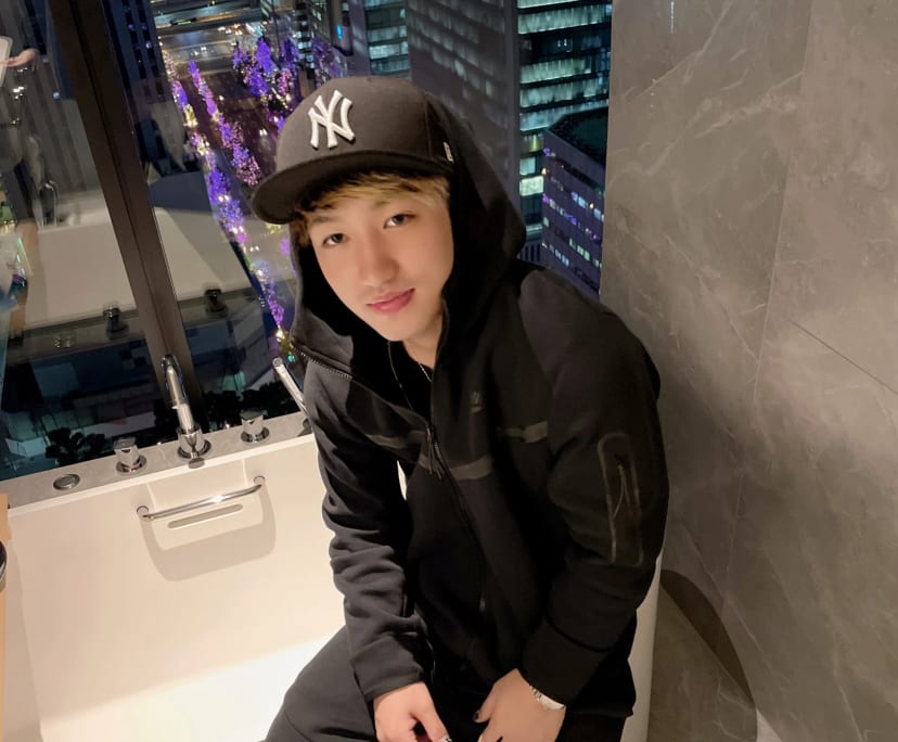 Taichi (26), $250, No pets, Non-smoker, and No children