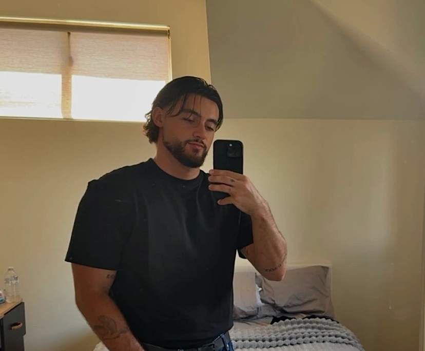 Largo (22), $350, Non-smoker, Have pets, and No children
