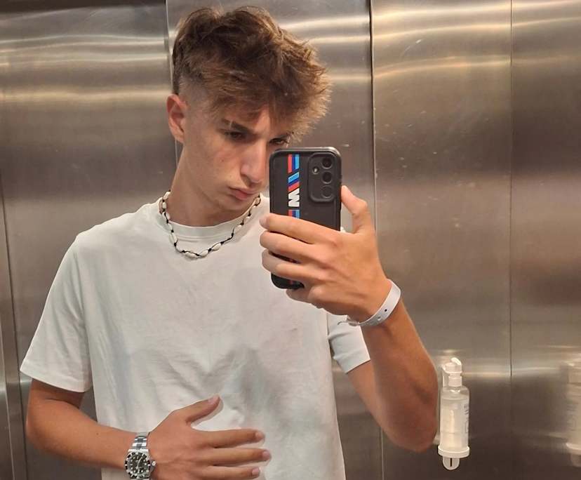 Ale (19), $500, No pets, Non-smoker, and No children