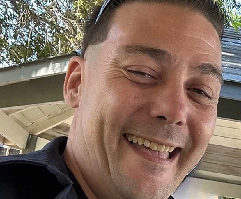 Rowan (42), $500, Smoker, No pets, and No children