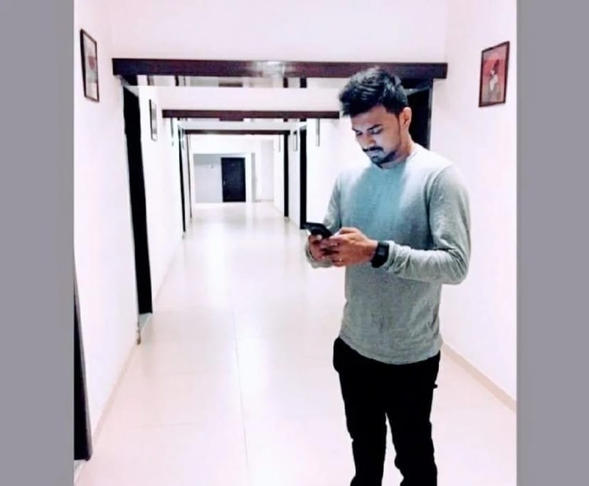 Vishal (26), $500, Non-smoker, No pets, and No children