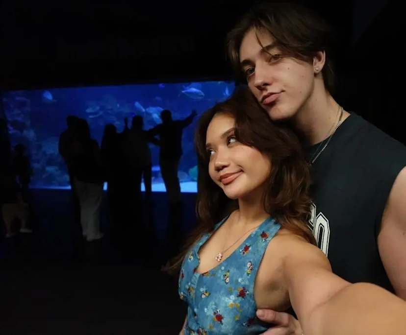 Edlynn (25) and Will (21), $440, Non-smoker, No pets, and No children