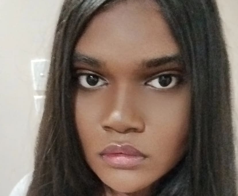 Rhea (18), $350, LGBTQIA+, Non-smoker, No pets, and No children