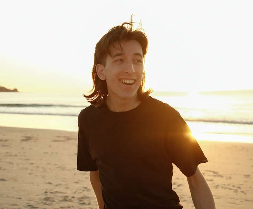 Cam (24), $300, Non-smoker, No pets, and No children