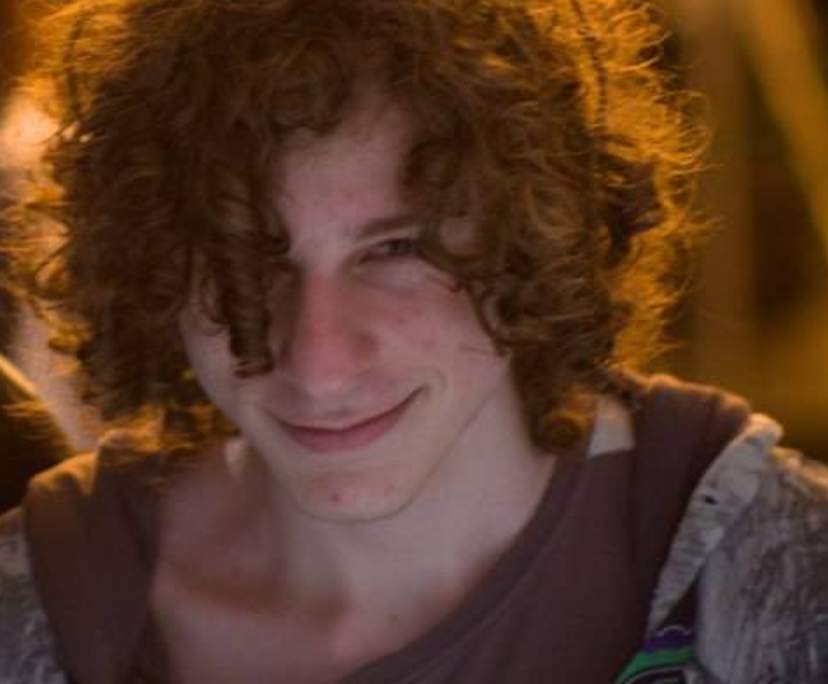 Jason (18), $200, Non-smoker, No pets, and No children