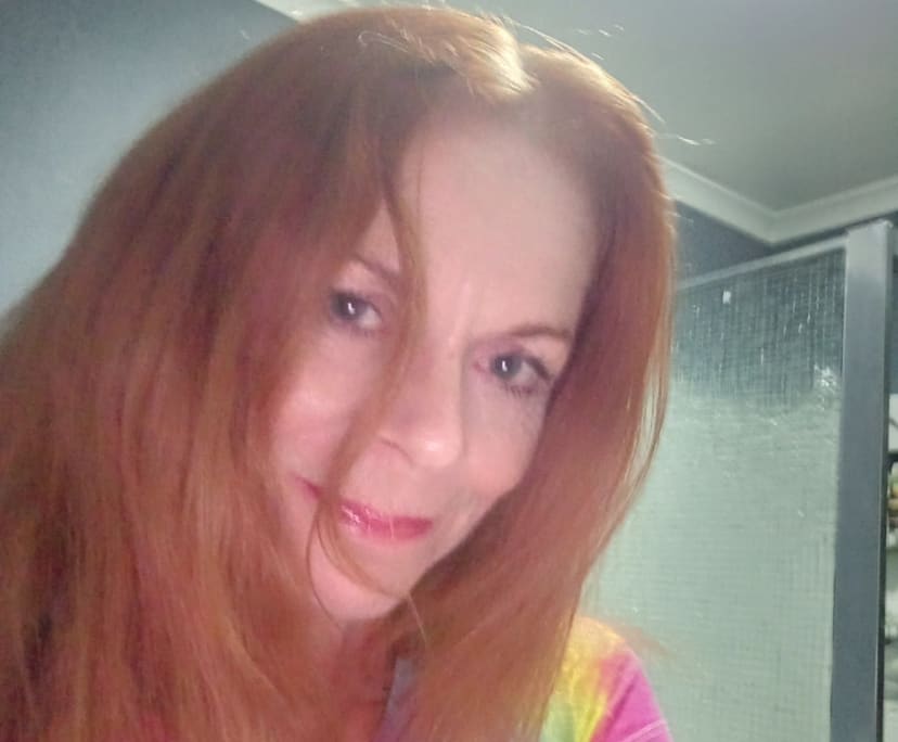 rebecca-lonnie-54-looking-in-nerang-pacific-pin-flatmates-au