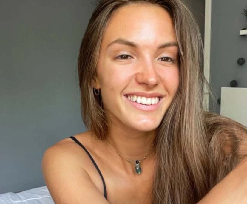 Kristina (25), $300, 