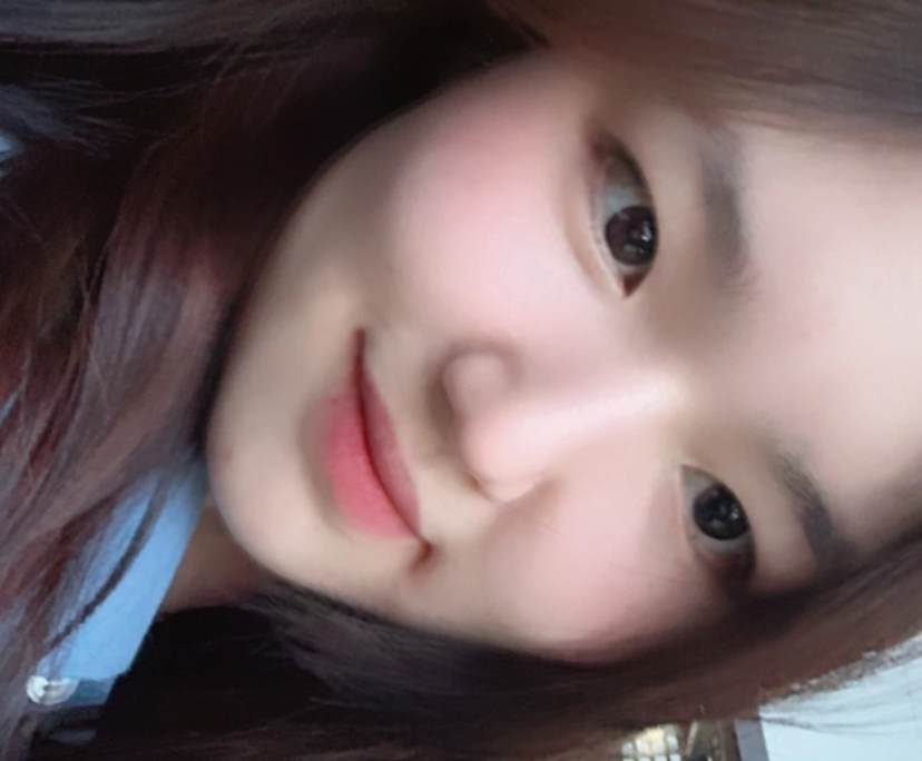 Nia (26), $200, LGBTQIA+, Have pets, Smoker, and No children