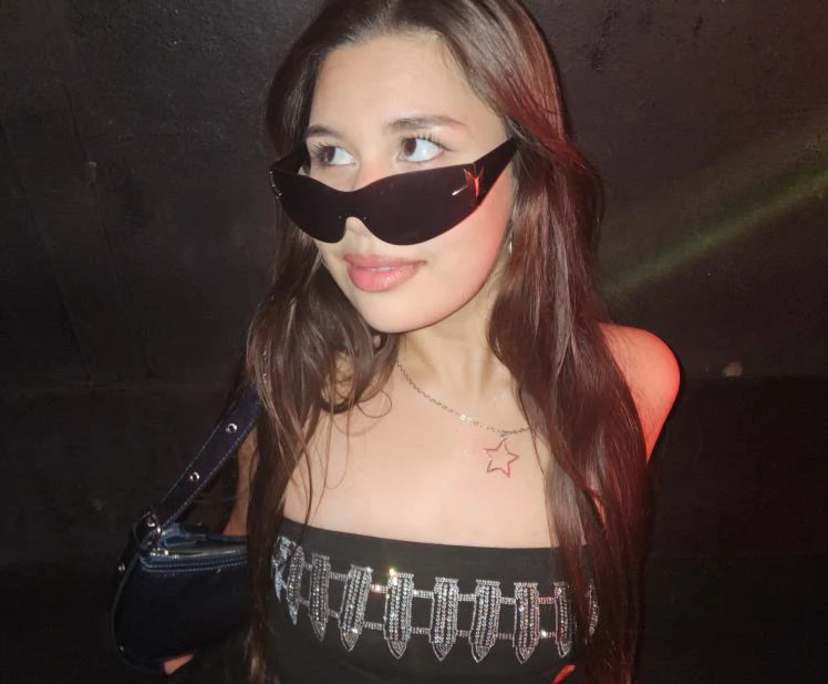 Bella
