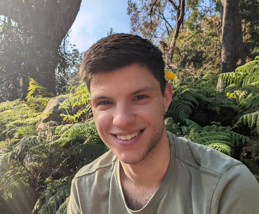 Thomas Croitoru (24), $325, No pets, LGBTQIA+, Non-smoker, and No children