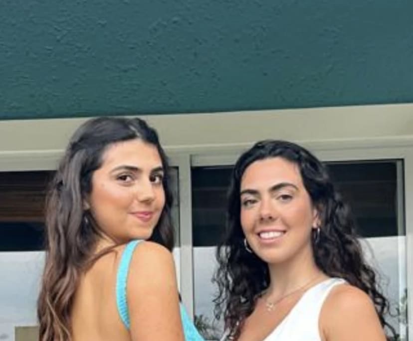 Laura clara & Isabella