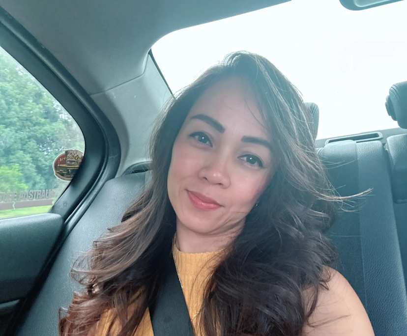 Aireen Santiago (39), $250, Non-smoker, LGBTQIA+, Have pets, and Have children