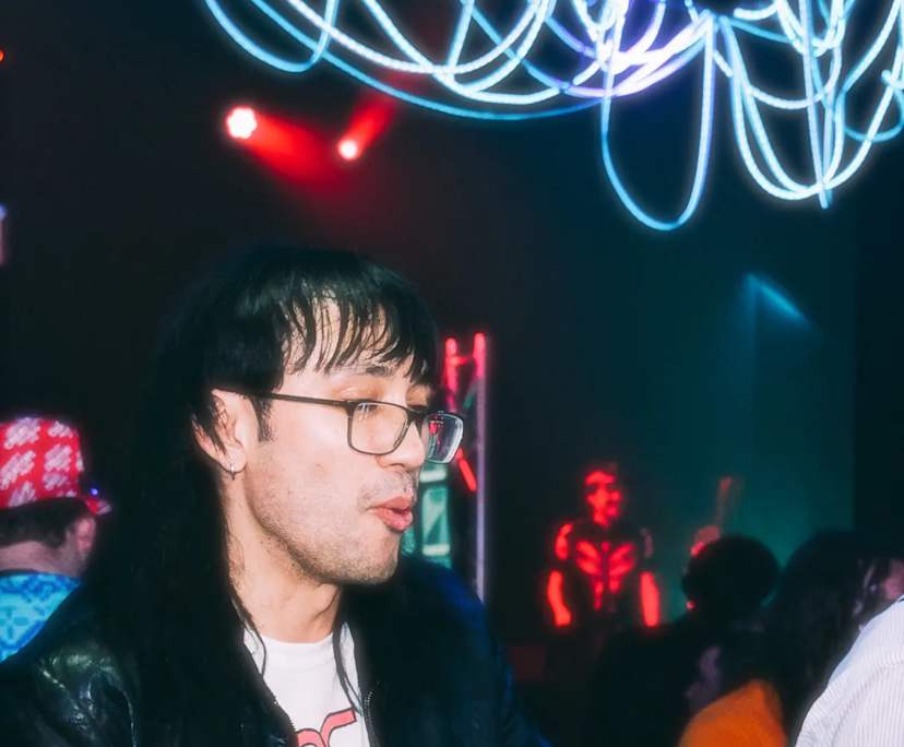 Roden (35), $300, LGBTQIA+, Non-smoker, No pets, and No children