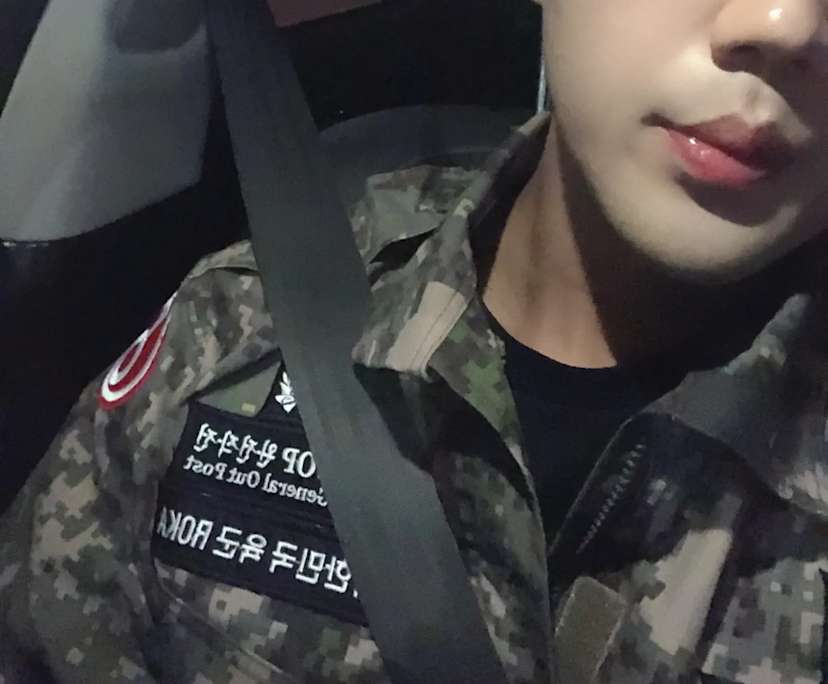 Junhyung (28), $300, Non-smoker, No pets, and No children