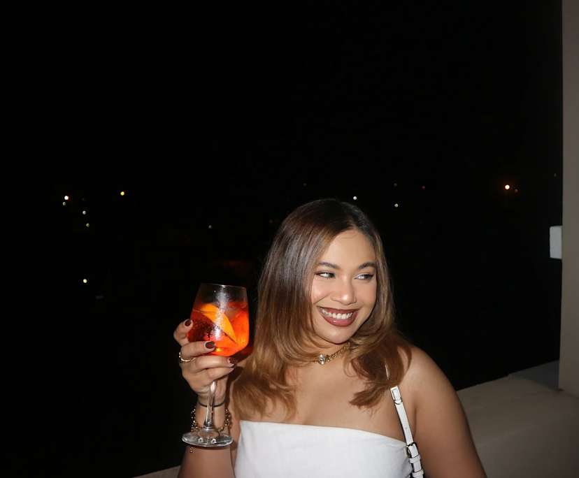 Aisy (28), $400, Non-smoker, No pets, and No children