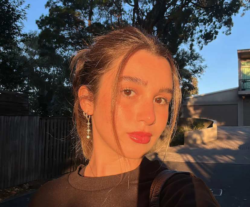 Maria Agustina (25), $350, LGBTQIA+, Non-smoker, No pets, and No children
