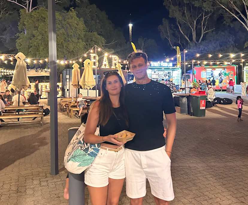 Christoffer (28) and Emilia (27), $600, 