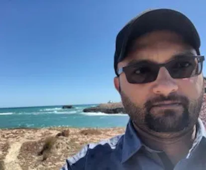 Surojit (41), $250, Smoker, No pets, and No children