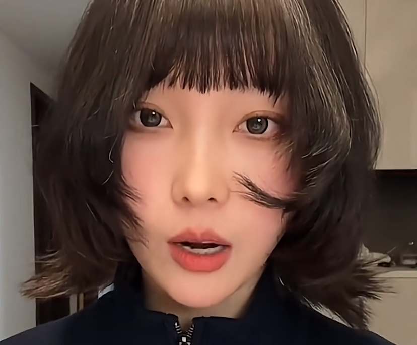 yee ching (29), $300, Non-smoker, Have pets, and No children