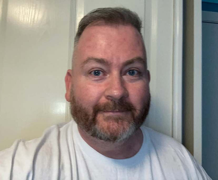 Ben (47), $220, Non-smoker, No pets, and No children