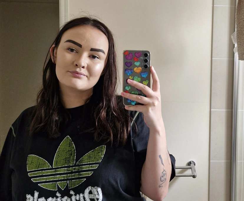 Rachael (28), $230, Smoker, No pets, and No children