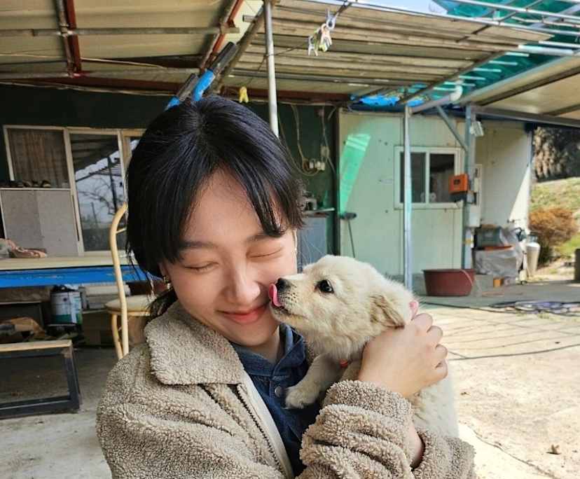 HABIN (26), $240, No pets, No children, and Non-smoker