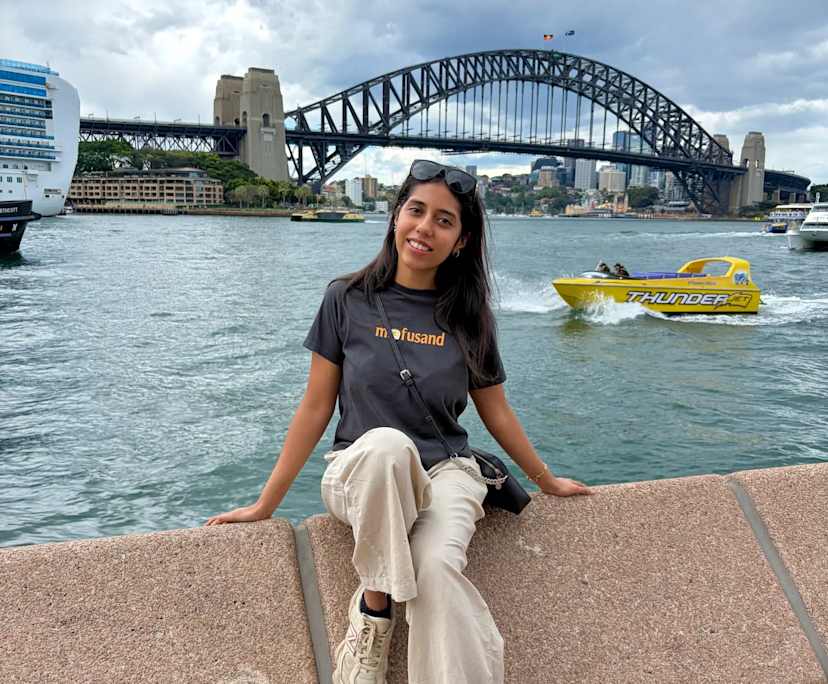 Jessica Nisser (27), $420, Non-smoker, Have pets, and No children