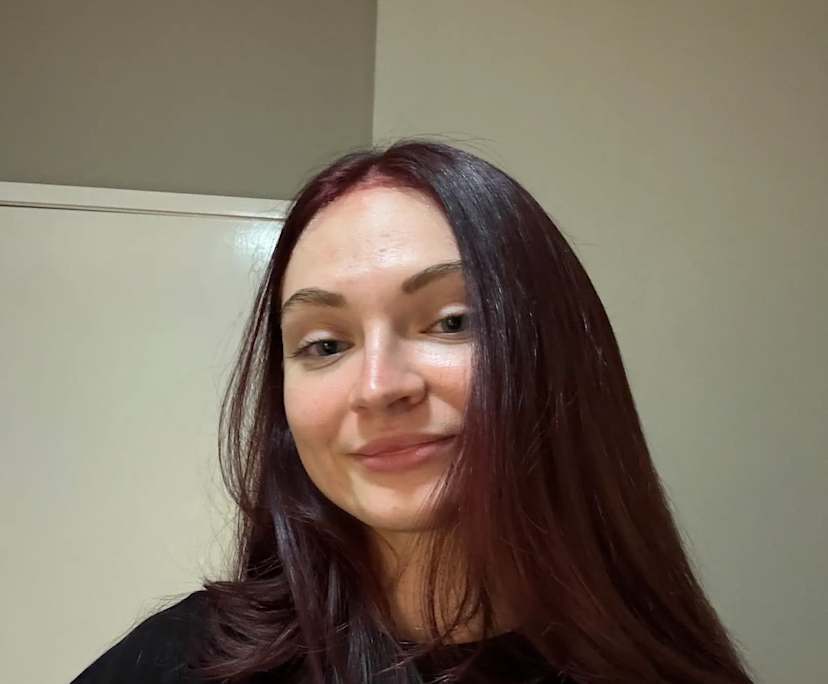 Tara (20), $400, Non-smoker, No pets, and No children