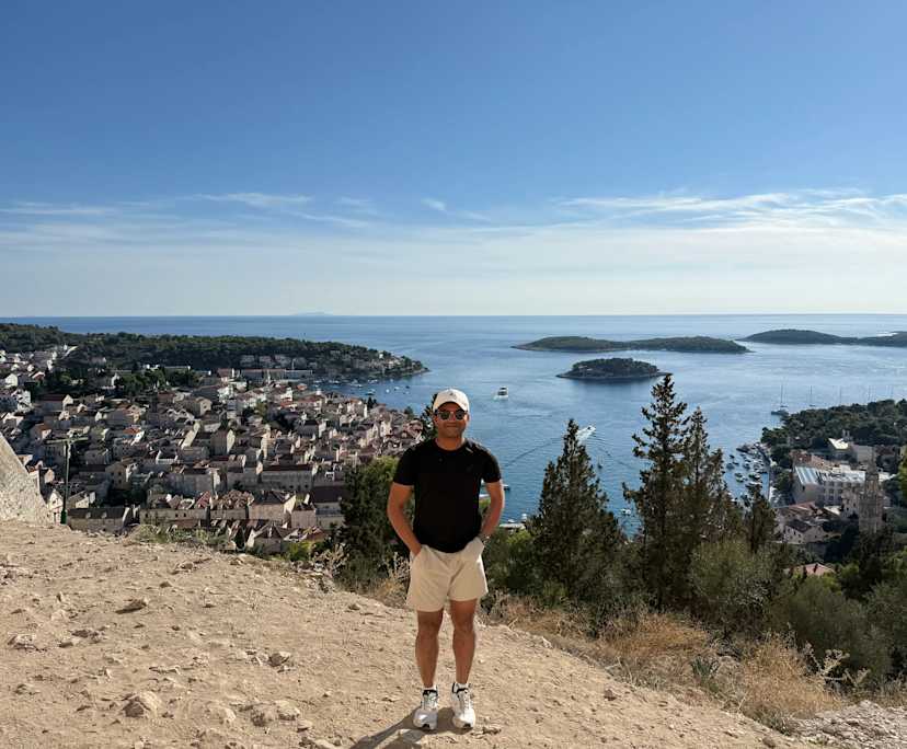 THARUN (32), $500, Non-smoker, No pets, and No children